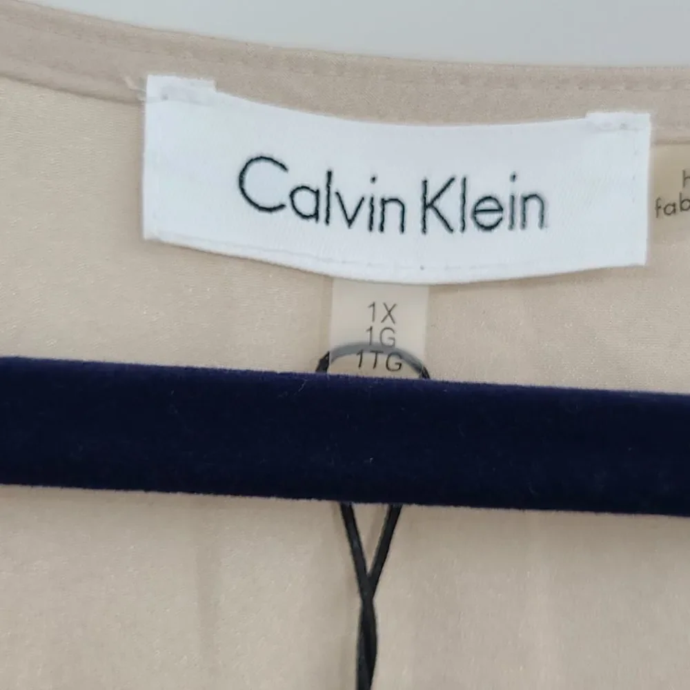 Calvin Klein nwt light
